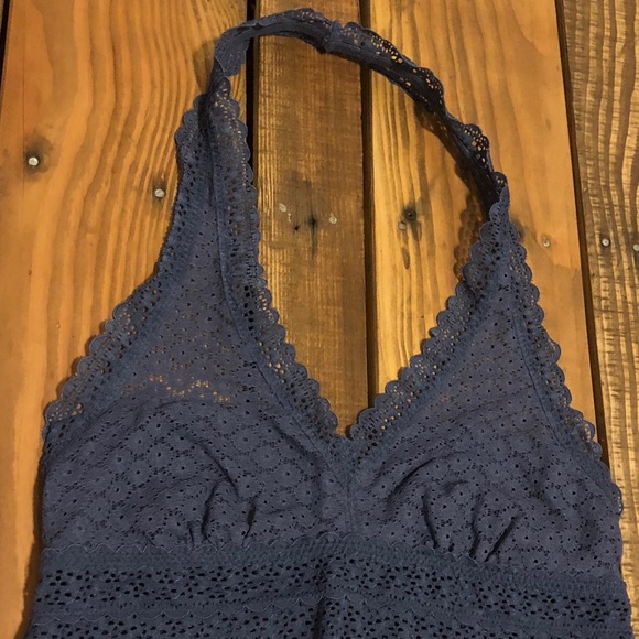 Aerie size small blue lace halter bralette - Picture 5 of 7